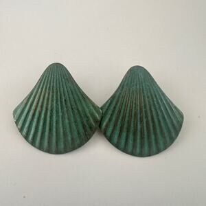 Vintage 1980s Green  Metal Scalloped Pierced Earrings